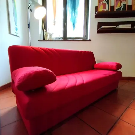 Lo Spazio Creativo Apartament *