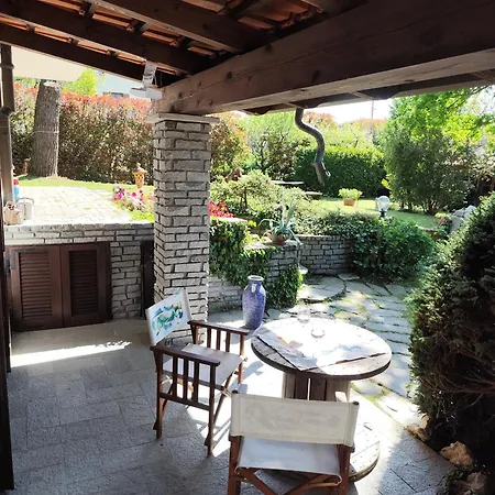 Apartment Lo Spazio Creativo Romano Canavese